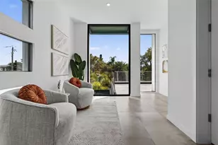 1671 Arlington St, Sarasota, FL 34239 - Photo 36