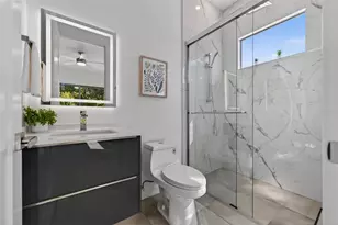 1671 Arlington St, Sarasota, FL 34239 - Photo 30