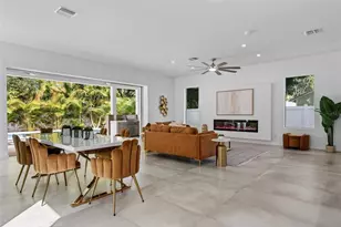 1671 Arlington St, Sarasota, FL 34239 - Photo 10