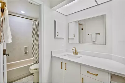 3846 Lyndhurst Court, Sarasota, FL 34235 - Photo 24