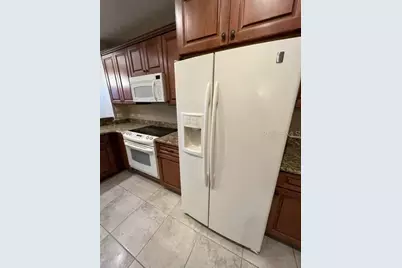 7710 Lake Vista Court #303, Lakewood Ranch, FL 34202 - Photo 6