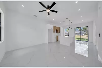 635 Summit Avenue S, Lehigh Acres, FL 33974 - Photo 4