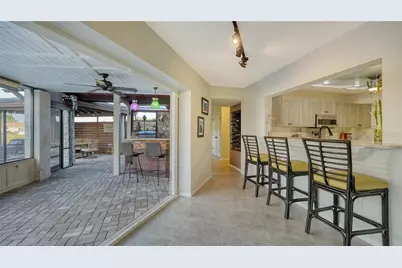 5500 Merrimac Drive, Sarasota, FL 34231 - Photo 14
