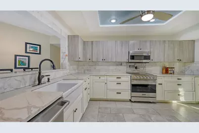 5500 Merrimac Drive, Sarasota, FL 34231 - Photo 18