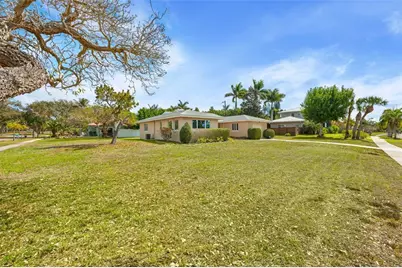 7549 Westmoreland Drive, Sarasota, FL 34243 - Photo 32