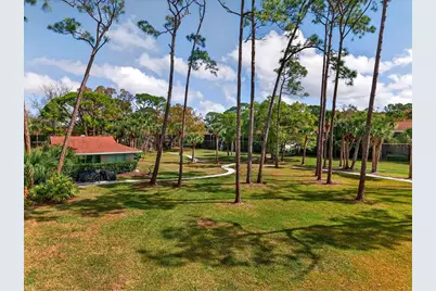 930 La Costa Circle #2, Sarasota, FL 34237 - Photo 44