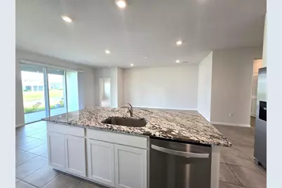 611 160th Street E, Bradenton, FL 34212 - Photo 2