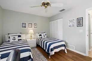 918 Capri Isles Blvd, Venice, FL 34292 - Photo 24