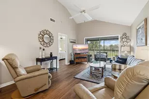 918 Capri Isles Blvd, Venice, FL 34292 - Photo 16