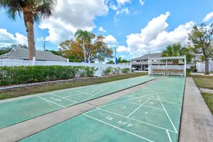 918 Capri Isles Blvd, Venice, FL 34292 - Photo 32