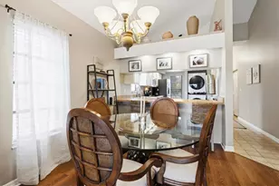 918 Capri Isles Blvd, Venice, FL 34292 - Photo 14