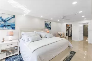 5770 Midnight Pass, Siesta Key, FL 34242 - Photo 12