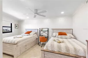 5770 Midnight Pass, Siesta Key, FL 34242 - Photo 18