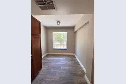 5619 Colonial Oaks Boulevard, Sarasota, FL 34232 - Photo 18