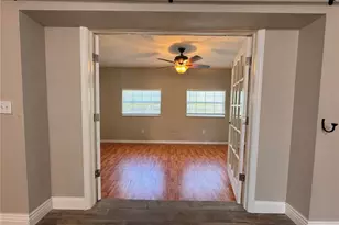 5619 Colonial Oaks Blvd, Sarasota, FL 34232 - Photo 8