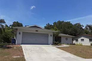 5619 Colonial Oaks Blvd, Sarasota, FL 34232 - Photo 1