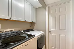 1050 W Peppertree Ln, Sarasota, FL 34242 - Photo 24