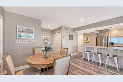 1050 W Peppertree Lane #116B, Sarasota, FL 34242 - Photo 12