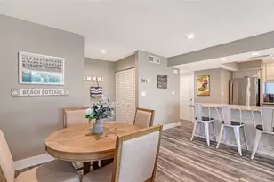 1050 W Peppertree Ln, Sarasota, FL 34242 - Photo 12