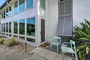 1050 W Peppertree Ln, Sarasota, FL 34242 - Photo 26