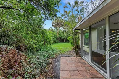 5019 Village Gardens Drive #31, Sarasota, FL 34234 - Photo 28