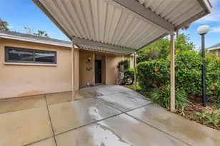 5019 Village Gardens Dr, Sarasota, FL 34234 - Photo 2