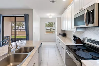 4307 Via Piedra Circle #6-102, Sarasota, FL 34233 - Photo 14