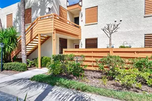 129 Wild Palm Dr, Bradenton, FL 34210 - Photo 2