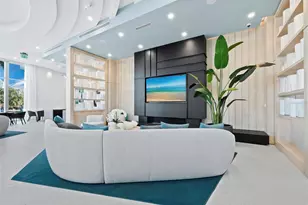 301 Quay Commons, Sarasota, FL 34236 - Photo 22