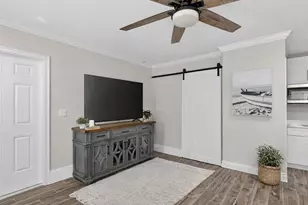 17001 Deer Prairie Dr, Sarasota, FL 34240 - Photo 44