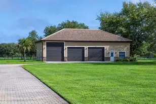 17001 Deer Prairie Dr, Sarasota, FL 34240 - Photo 40