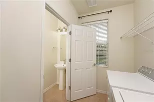 3770 82nd Ave Cir E, Sarasota, FL 34243 - Photo 14