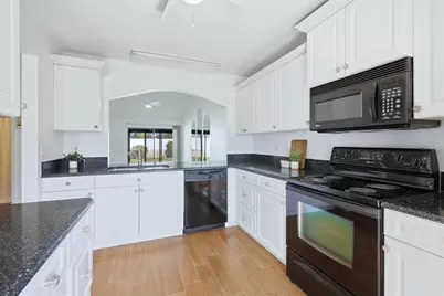 2721 60th Avenue Drive W #B, Bradenton, FL 34207 - Photo 14