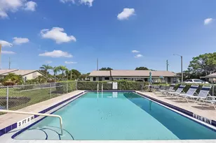 2721 60th Ave Dr W, Bradenton, FL 34207 - Photo 36