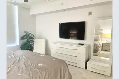 1350 Main Street #909, Sarasota, FL 34236 - Photo 8