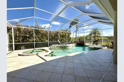 709 Country Meadows Way, Bradenton, FL 34212 - Photo 2