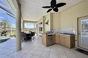 709 Country Meadows Way, Bradenton, FL 34212 - Photo 8