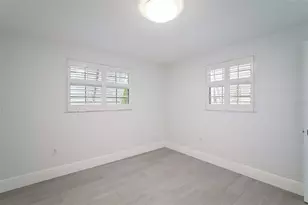 8321 Marina Dr, Holmes Beach, FL 34217 - Photo 34