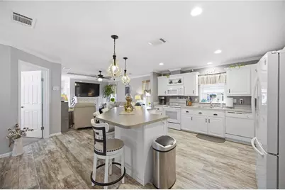 171 Crown Point Drive, Nokomis, FL 34275 - Photo 8