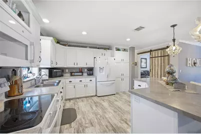 171 Crown Point Drive, Nokomis, FL 34275 - Photo 6