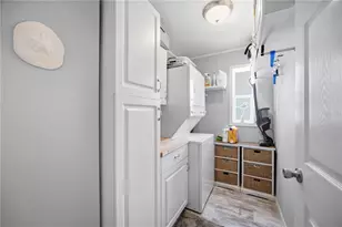 171 Crown Point Dr, Nokomis, FL 34275 - Photo 22