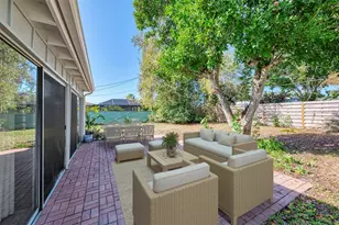 6742 Bowline Dr, Sarasota, FL 34231 - Photo 32