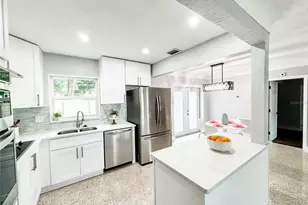 6950 29th Terrace N, Saint Petersburg, FL 33710 - Photo 10