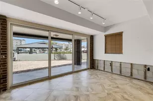 700 El Dorado Dr, Venice, FL 34285 - Photo 18