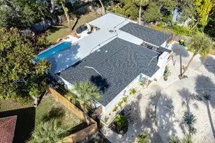 2019 Chippawa Pl, Sarasota, FL 34234 - Photo 6