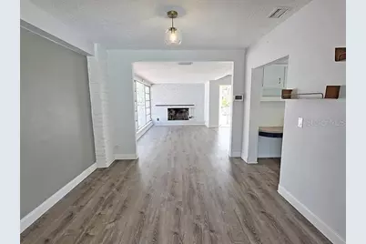 2019 Chippawa Place, Sarasota, FL 34234 - Photo 18