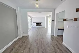 2019 Chippawa Pl, Sarasota, FL 34234 - Photo 18