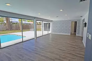 2019 Chippawa Pl, Sarasota, FL 34234 - Photo 14