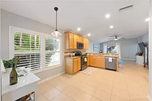 6130 Blue Runner Ct, Lakewood Ranch, FL 34202 - Photo 8