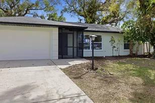 4903 21st Ave W, Bradenton, FL 34209 - Photo 2